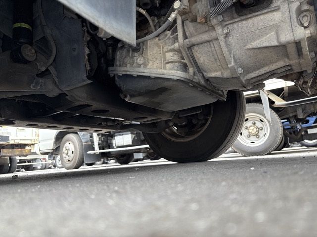 2009 Isuzu Elf アルミバン PG auction photo 10