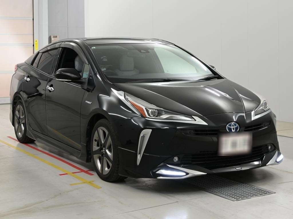 2019 Toyota Prius Aツーリングセレクション auction photo 5