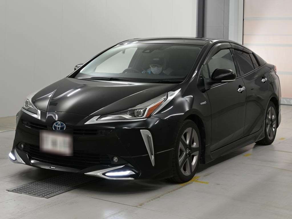 2019 Toyota Prius Aツーリングセレクション Japan auction vehicle