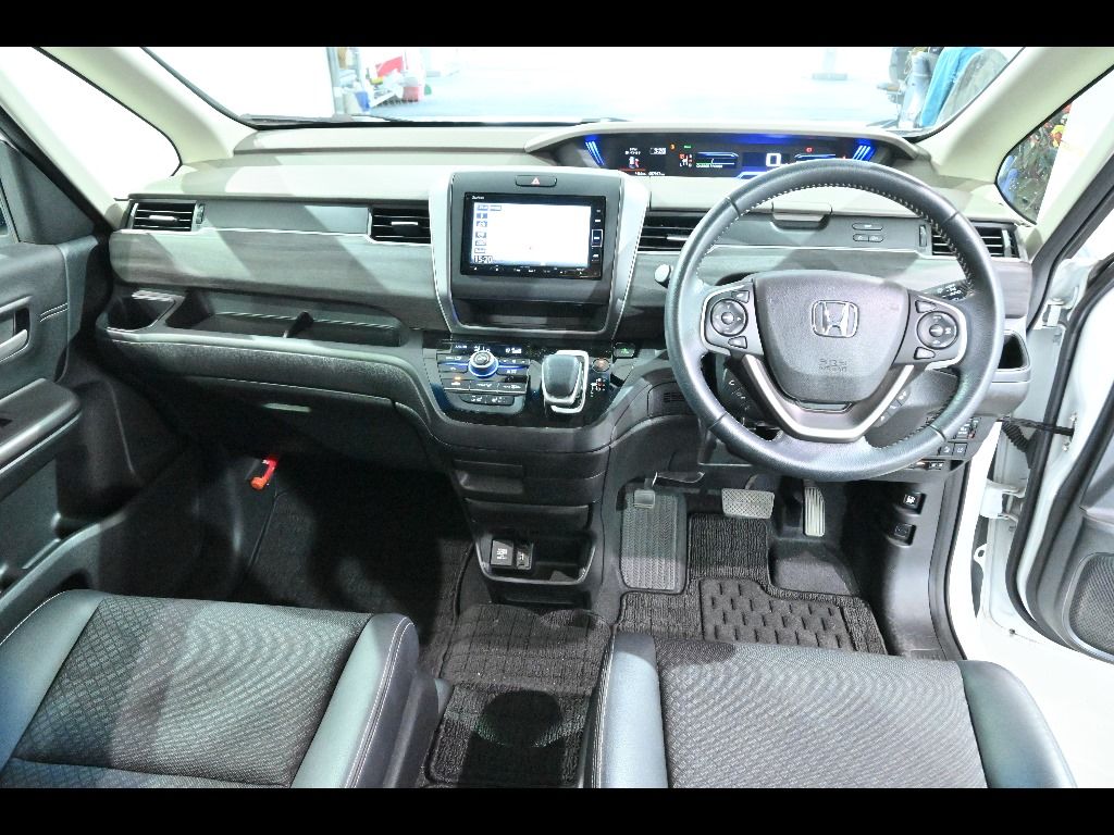 2021 Honda Freed ハイブリッドGホンダセンシング 6人 auction photo 3