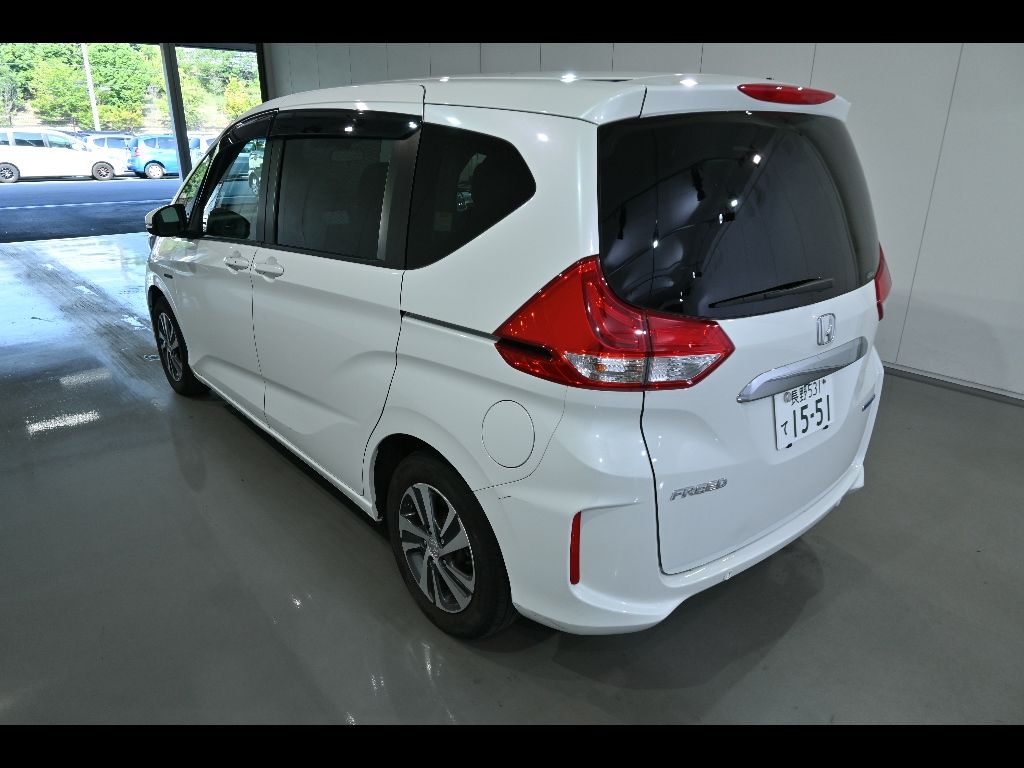 2021 Honda Freed ハイブリッドGホンダセンシング 6人 auction photo 5