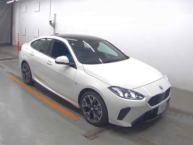 Japan Auction Vehicles 8 2025 BMW 2 Series 220D Grand CPM Suho auction photo