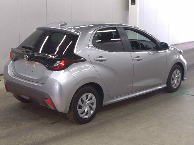 2025 Toyota Yaris X auction photo 5