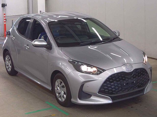 Japan Auction Vehicles 8 2025 Toyota Yaris X auction photo