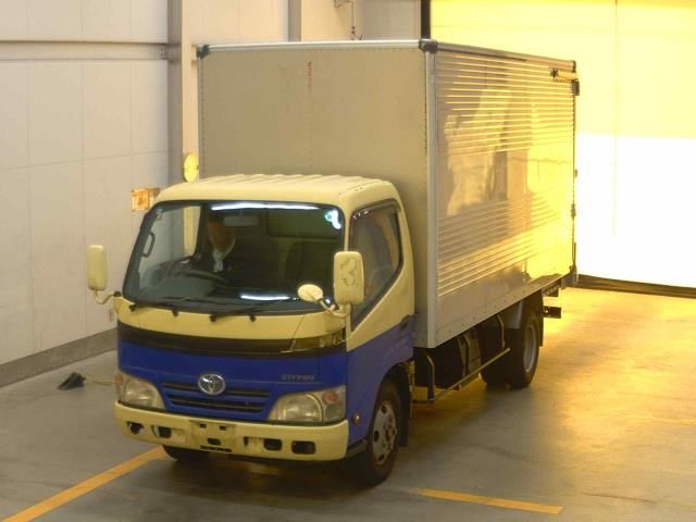 Japan Auction Vehicles 10 2009 Toyota Dyna バン auction photo