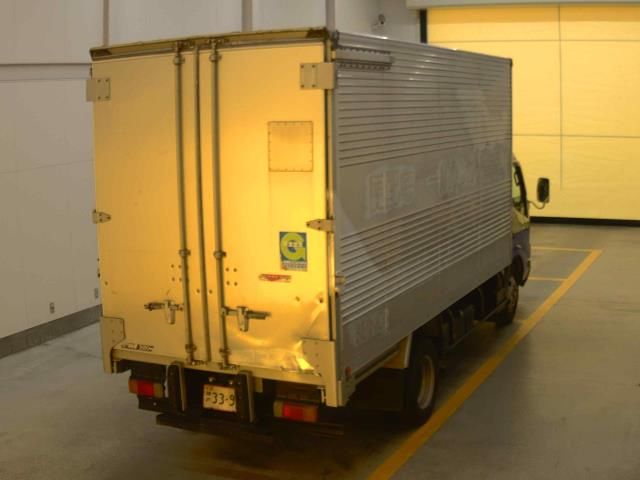 2009 Toyota Dyna バン auction photo 2