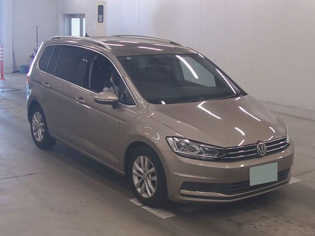 2018 Volkswagen TSI Comfortline Japan auction vehicle