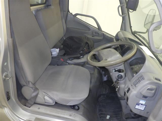 2008 Toyota Dyna バン auction photo 5