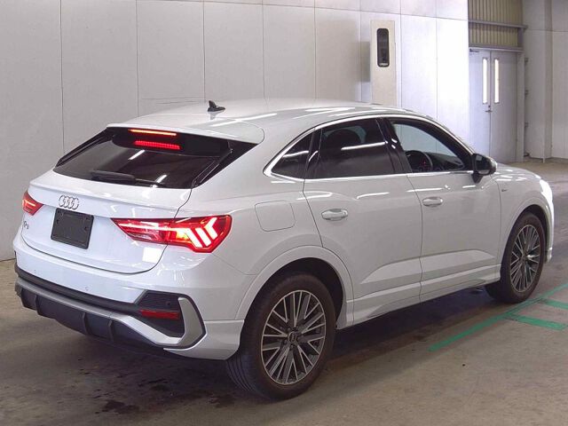 2023 Audi Q3 Sportback 35TFSI Sライン auction photo 5