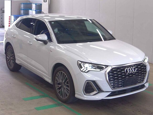 2023 Audi Q3 Sportback 35TFSI Sライン Japan auction vehicle