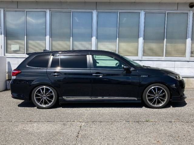 2016 Toyota Corolla Fielder Hybrid G ​​Double By auction photo 2