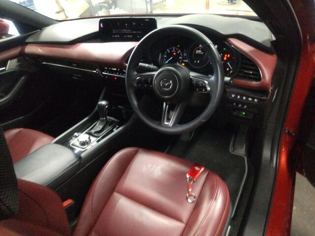 2024 Mazda 3ファストバック XD Pro-Act Touring Selection auction photo 3