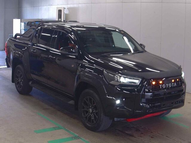Japan Auction Vehicles 9 2023 Toyota Hilux Z GRスポーツ 4WD auction photo