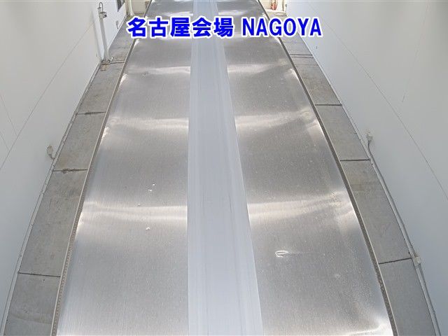 2018 Nissan Diesel クオン Aluminum Wing auction photo 3