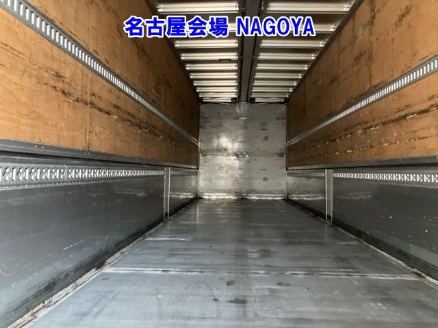 2018 Nissan Diesel クオン Aluminum Wing auction photo 19