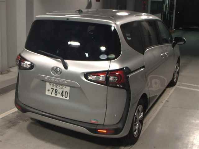 2019 Toyota Sienta Gクエロ auction photo 5