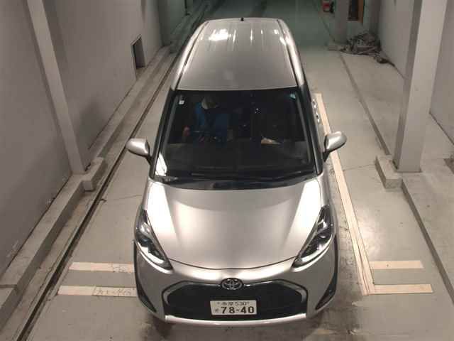 2019 Toyota Sienta Gクエロ auction photo 6