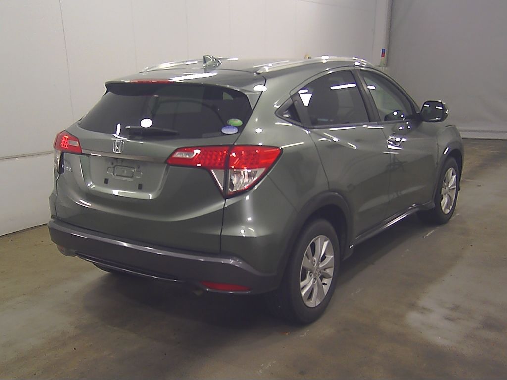 2021 Honda Vezel X Honda Sensing auction photo 2
