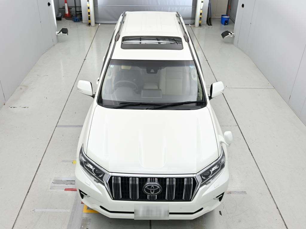2023 Toyota Land Cruiser Prado TX L Package 4WD auction photo 7