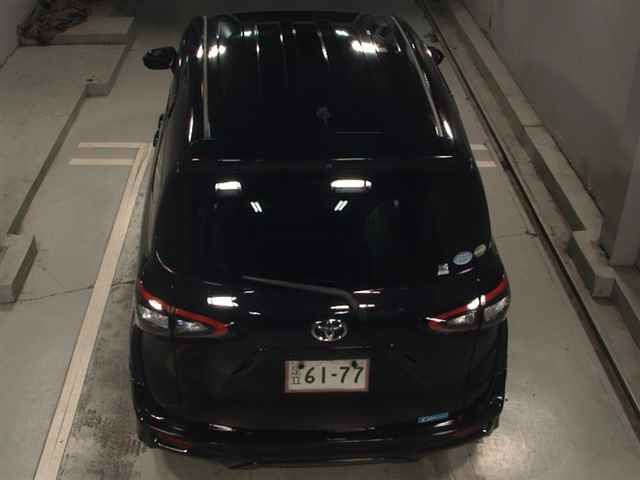 2017 Toyota Sienta Gクエロ auction photo 7