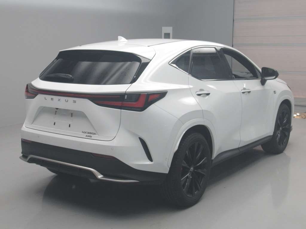2025 Lexus NX NX350h F Sport 4WD auction photo 2