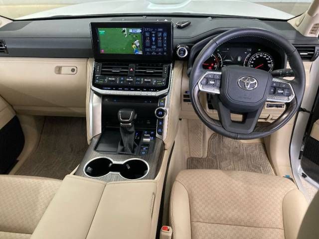 2024 Toyota Land Cruiser ZX auction photo 2