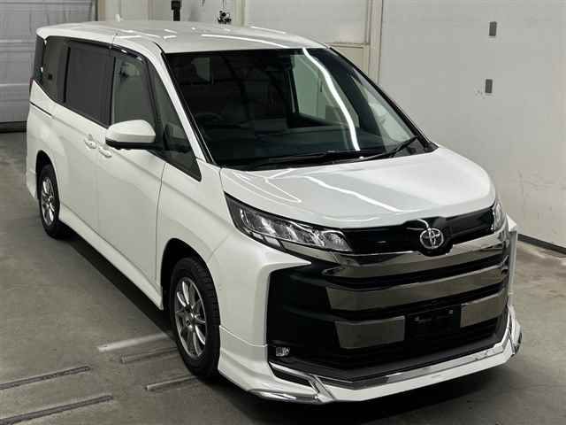 Japan Auction Vehicles 11 2022 Toyota Noah S-G auction photo