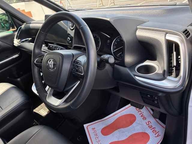 2022 Toyota Noah S-G auction photo 3