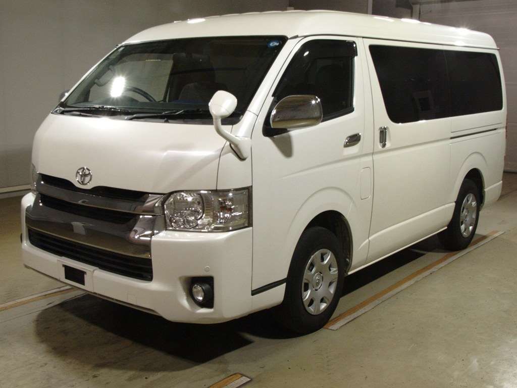 2019 Toyota Hiace GL 4WD Japan auction vehicle