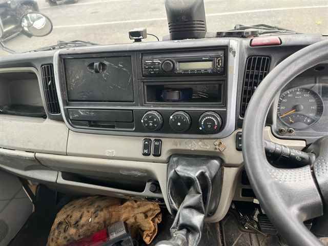 2020 Mitsubishi Fuso Canter auction photo 6