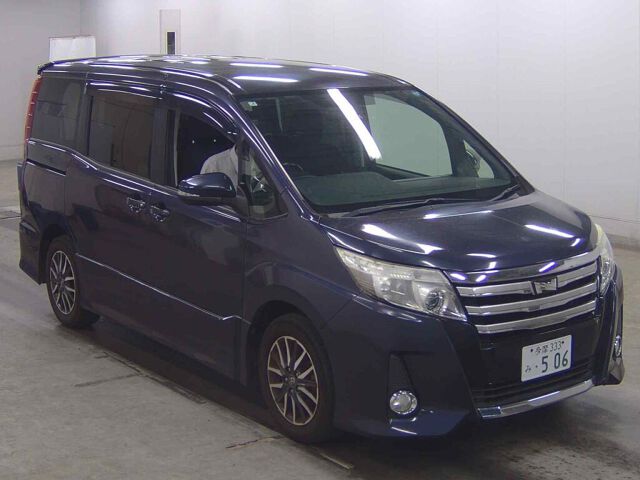 2015 Toyota Noah SI Japan auction vehicle