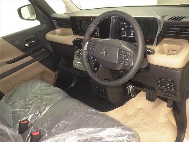 2026 Mitsubishi Delica Mini Gプレミアム auction photo 3
