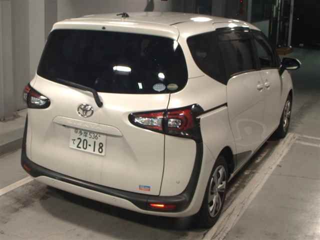 2019 Toyota Sienta G-Quero auction photo 5