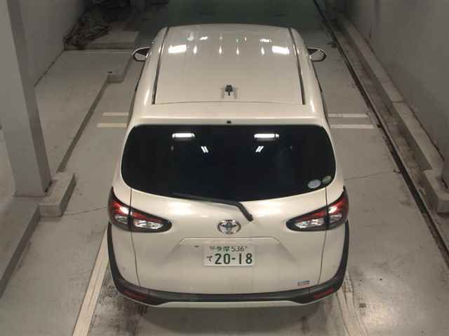 2019 Toyota Sienta G-Quero auction photo 7
