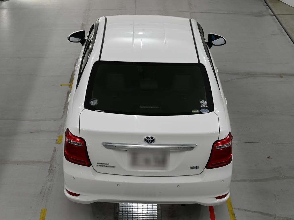 2020 Toyota Corolla Axio ハイブリッド auction photo 8