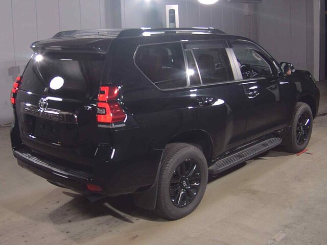 2021 Toyota Land Cruiser Prado TX L-P70アニリミテ 4WD auction photo 5