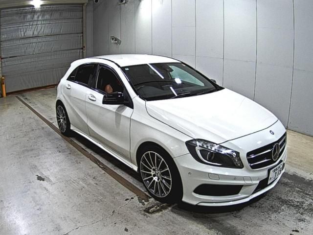 Japan Auction Vehicles 5 2014 Mercedes-Benz A-Class A180 スポーツ auction photo