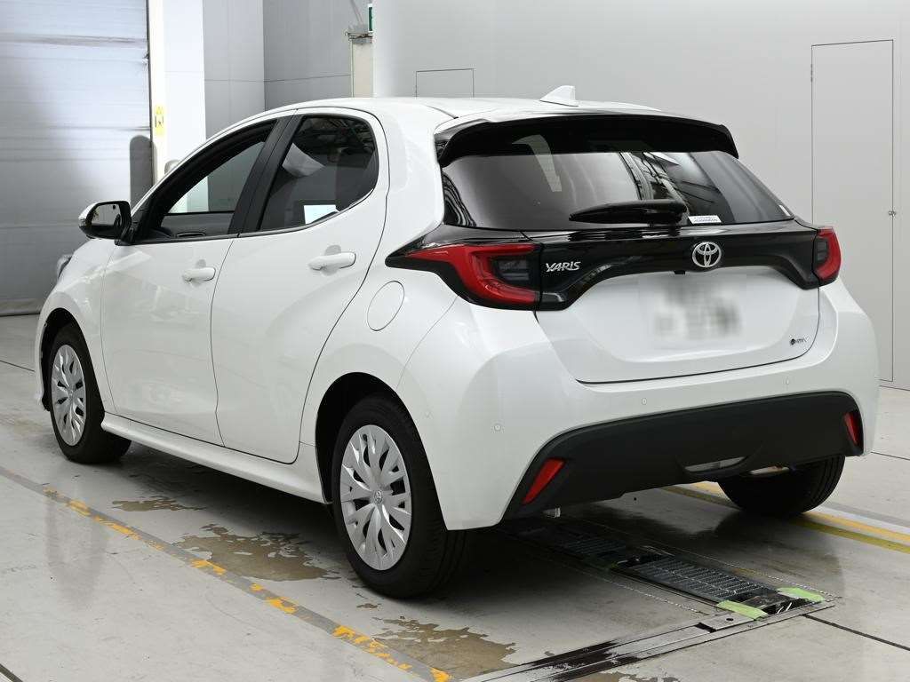 2025 Toyota Yaris ハイブリッドZ auction photo 6