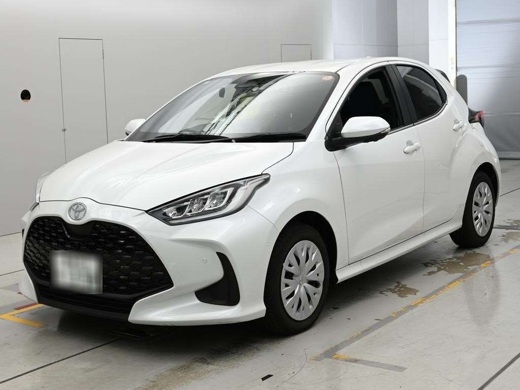 Japan Auction Vehicles 14 2025 Toyota Yaris ハイブリッドZ auction photo
