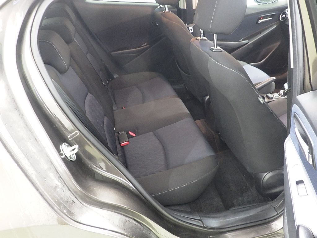 2016 Mazda Demio 13S auction photo 7