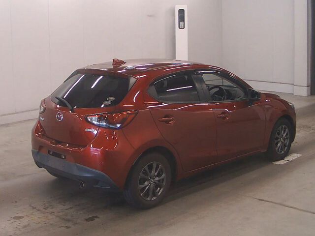 2018 Mazda Demio 13Sツーリング auction photo 5