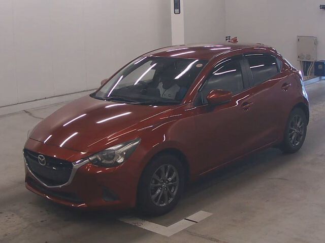 2018 Mazda Demio 13Sツーリング auction photo 4