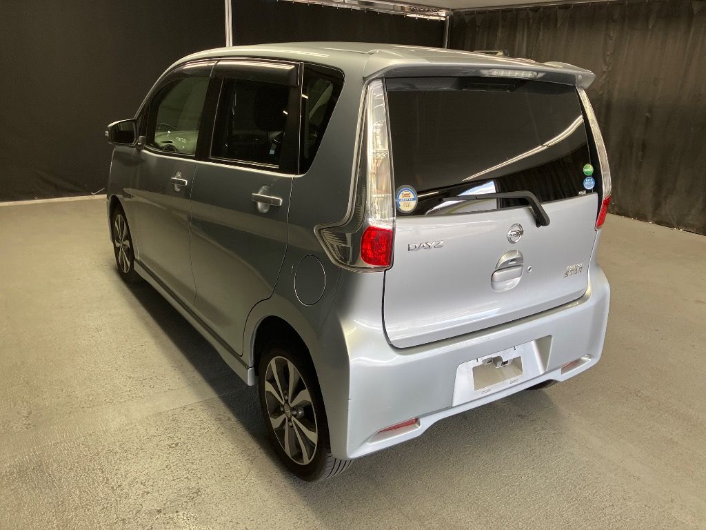 2015 Nissan Dayz HWS Gターボ auction photo 2