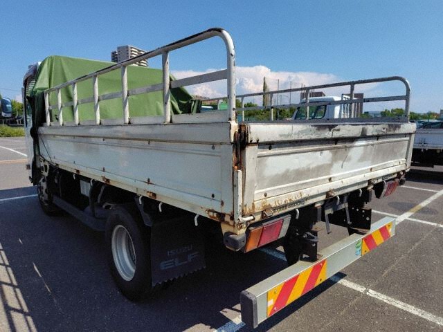 2012 Isuzu Elf auction photo 2