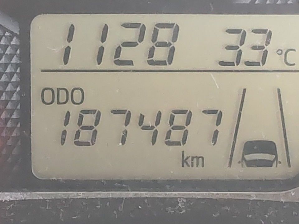 2015 Toyota Corolla Fielder auction photo 10