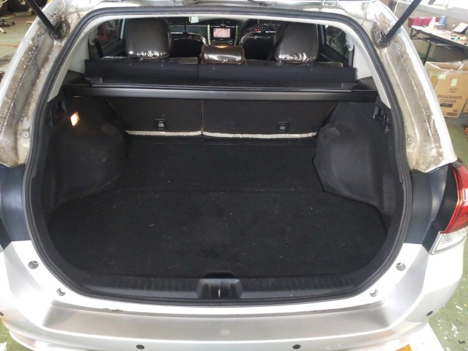 2015 Toyota Corolla Fielder auction photo 8