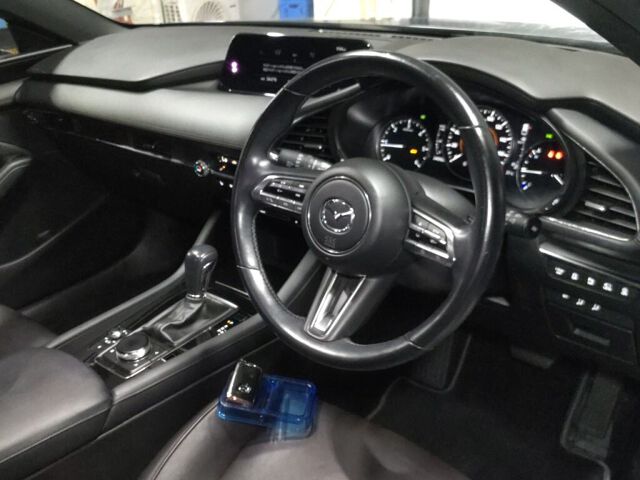 2022 Mazda 3ファストバック XD Proactive auction photo 3