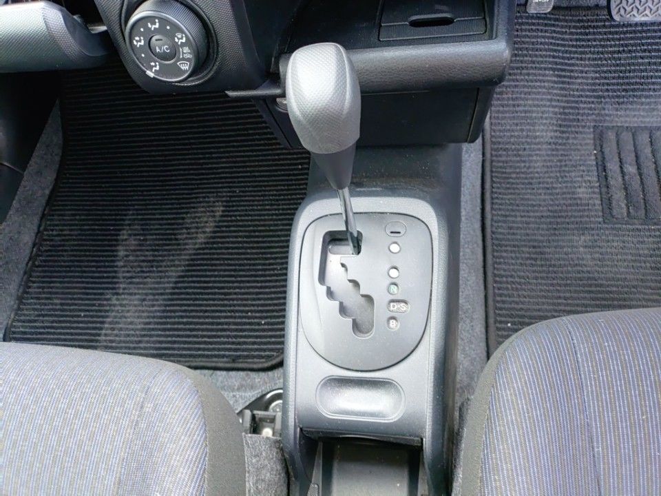 2021 Toyota Probox auction photo 12