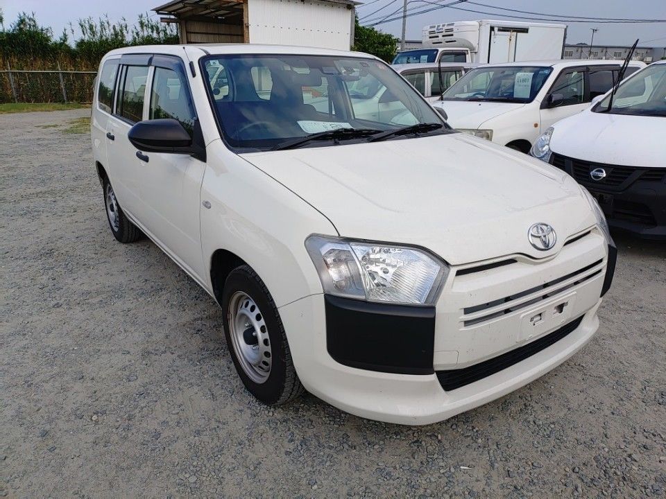 2021 Toyota Probox auction photo 4