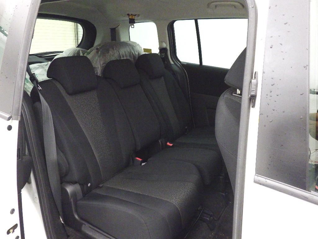 2013 Nissan ラフェスタ 4WD ハイウェイスター auction photo 7